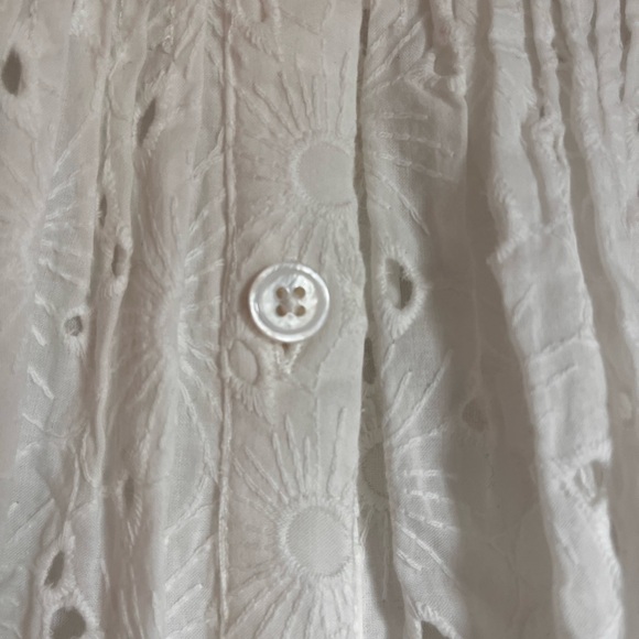 English Factory :: Eyelet Embroidered Cotton Blouse :: Large - Picture 9 of 13